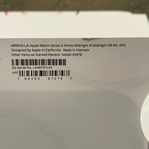 APPLE Watch Series 9 41mm Midnight AL SB M/L GPS Model # A2979  IN SEALED BOX - Picture 11 of 13